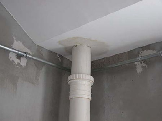 楼上漏水怎么找漏水点?
