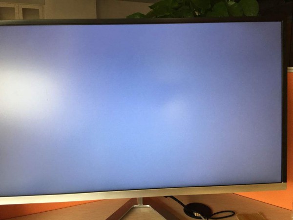 液晶屏什么原因竖线