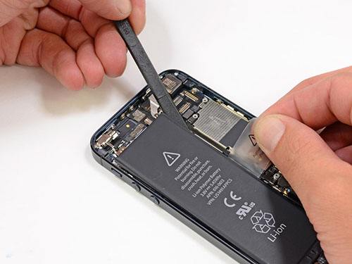 电池损耗使iPhone跑分下降，你准备换电池了吗？