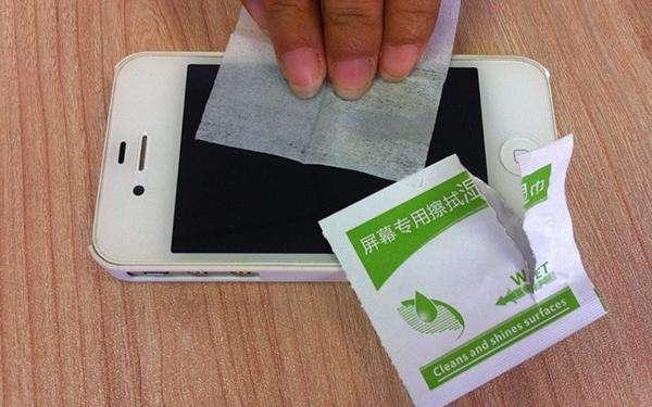 手机屏幕脏了怎么办呢?如何清洁手机屏幕?